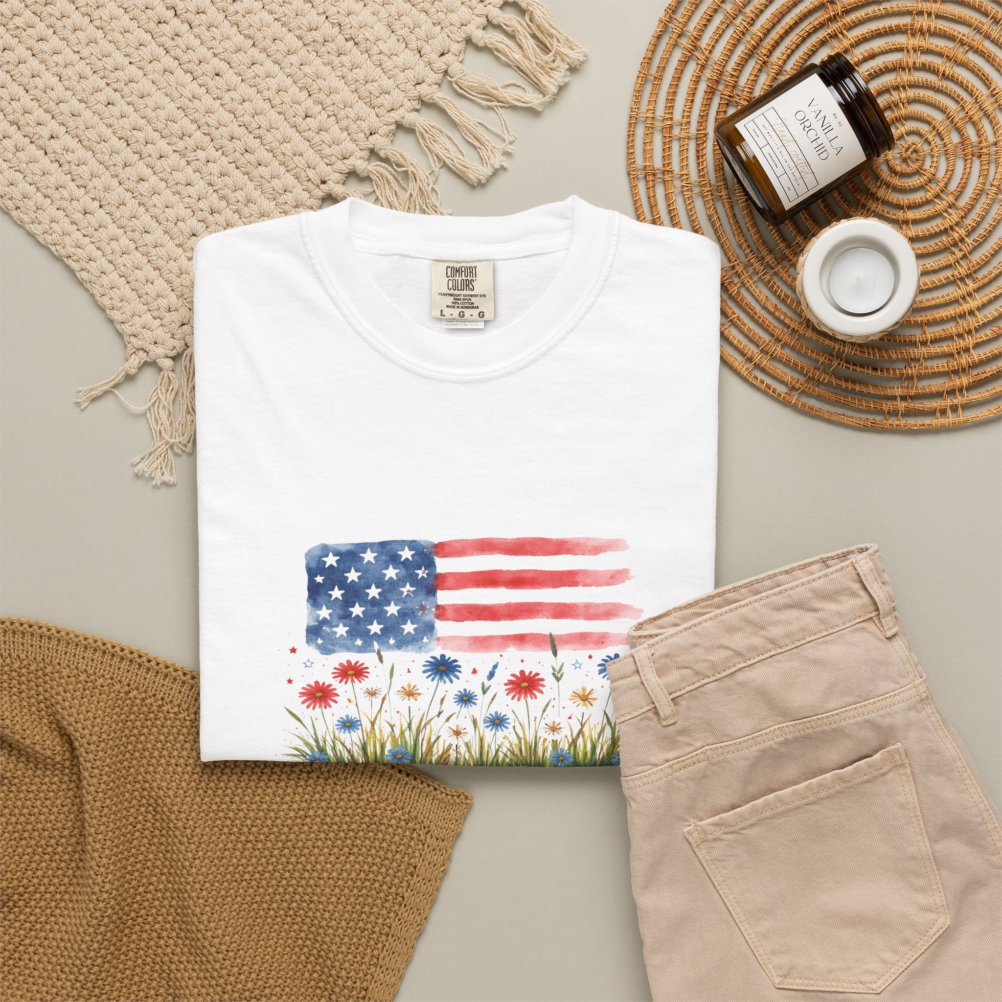 T-Shirt "250 Years of Freedom" American Flag Floral Patriotic Tee